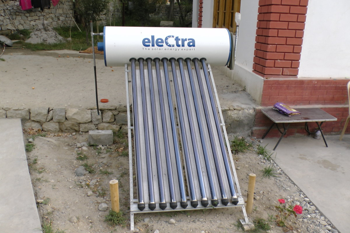 Солнечная водонагревательная установка - Evgeni Pa 