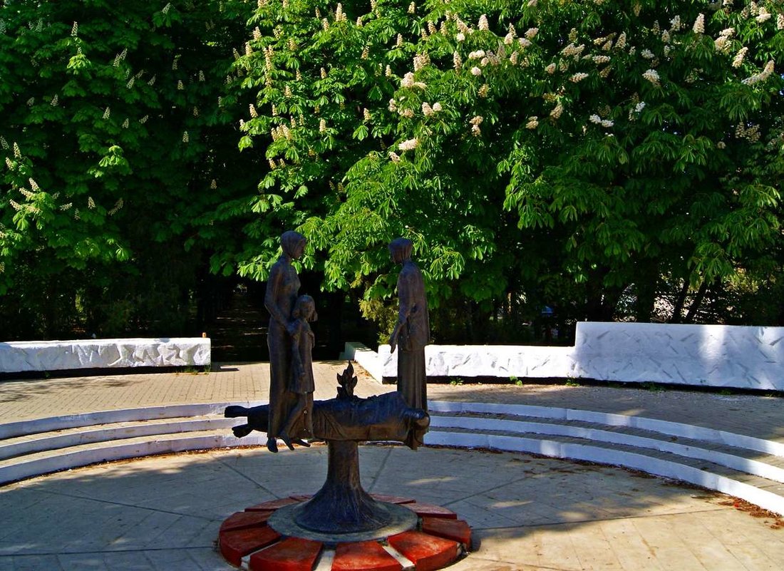 памятник матерям погибших воинов-интернационалистов - Александр Корчемный
