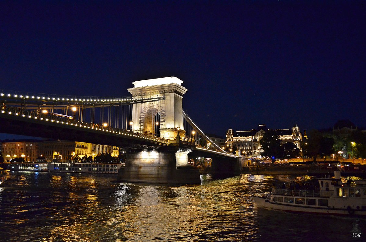 Мосты Будапешта. Цепной мост Сечени - Татьяна Ларионова