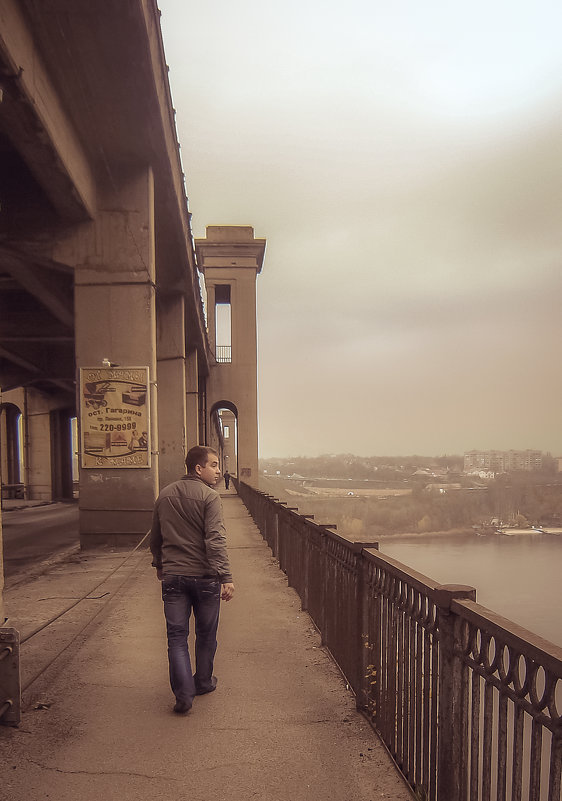 На мосту - Сергей 