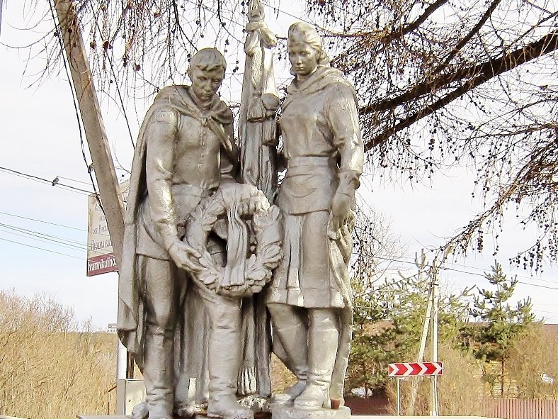 Братская могила советских воинов - Елена (ЛенаРа)