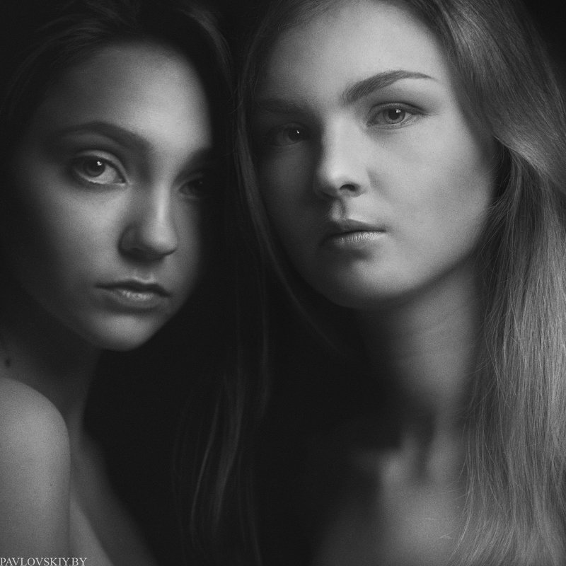 two girls - Алексей 