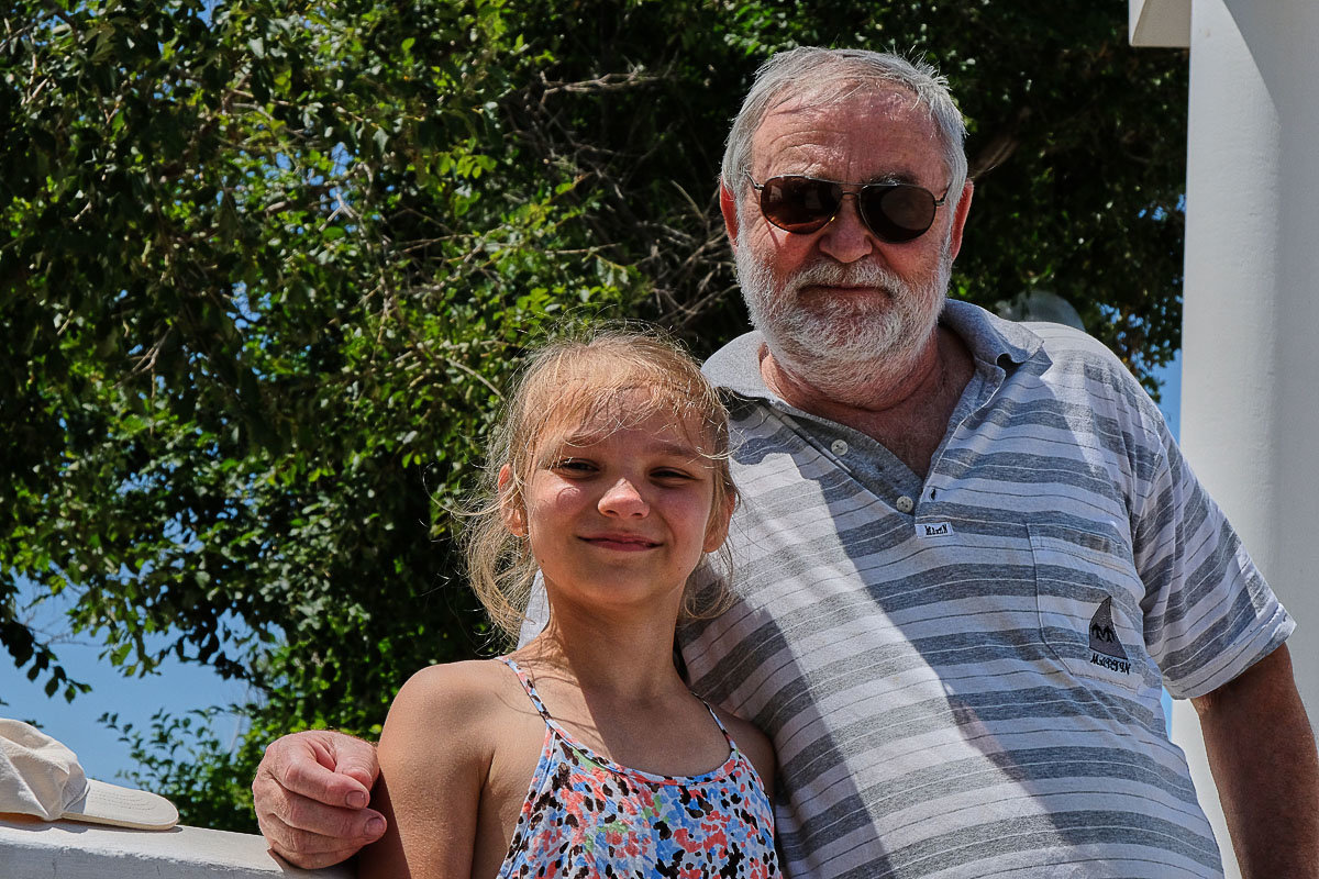 дед с внучкой - Валерий Дворников