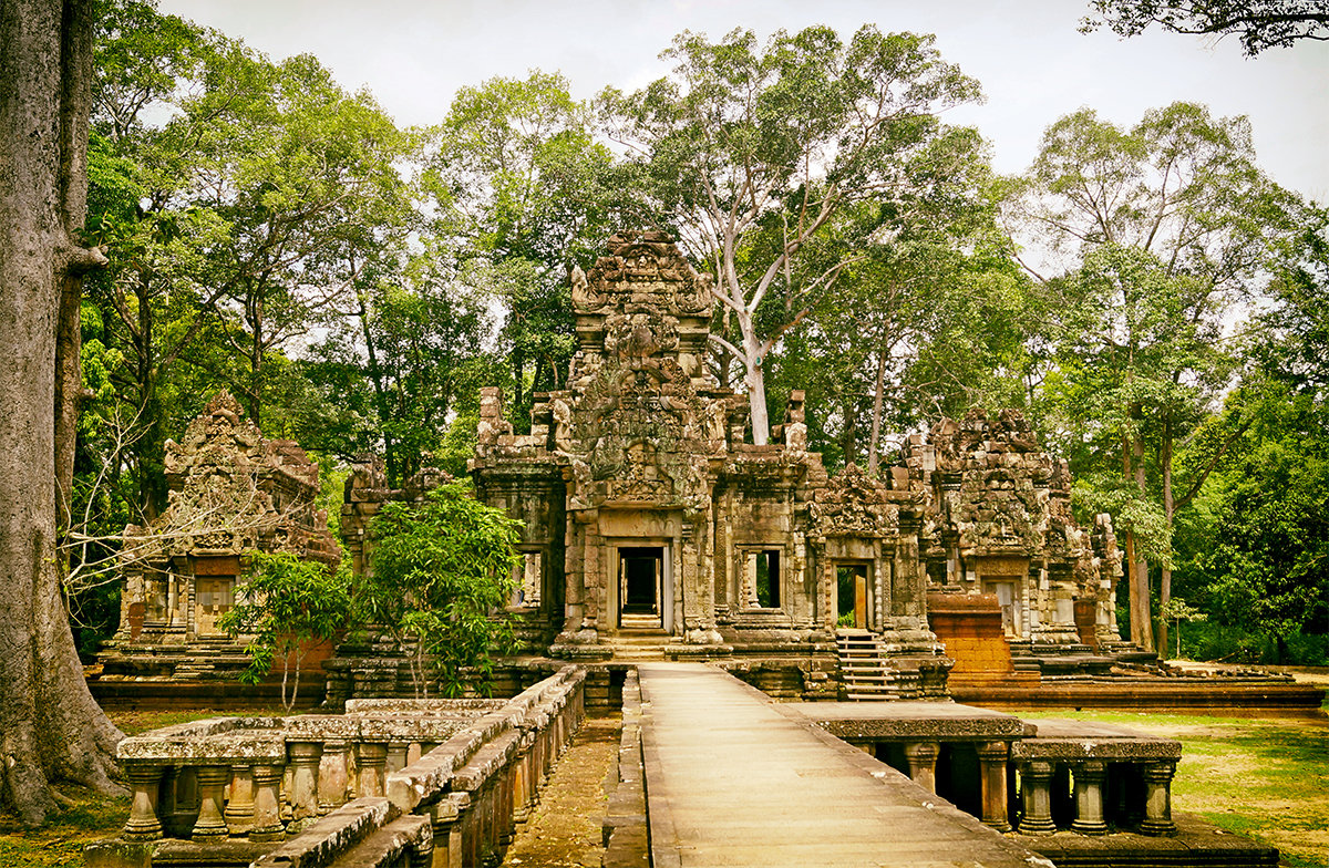 Еще один камбоджийский храм. - Alex 