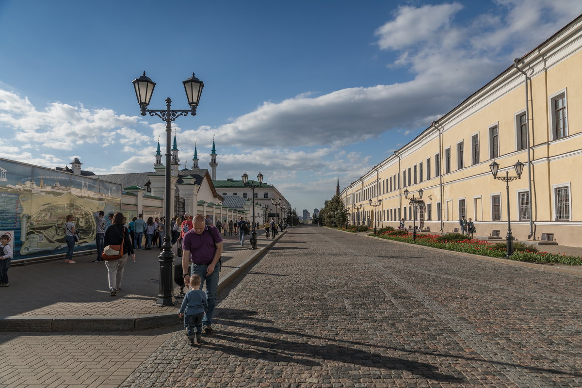 НИЖНИЙ НОВГОРОД - ПЕРМЬ (ВОЛГА - КАМА)- Казань.Кремль . - юрий макаров