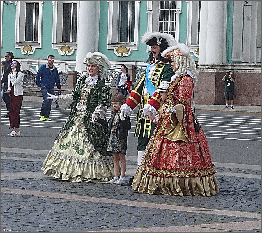 Артисты на Дворцовой площади - Вера 