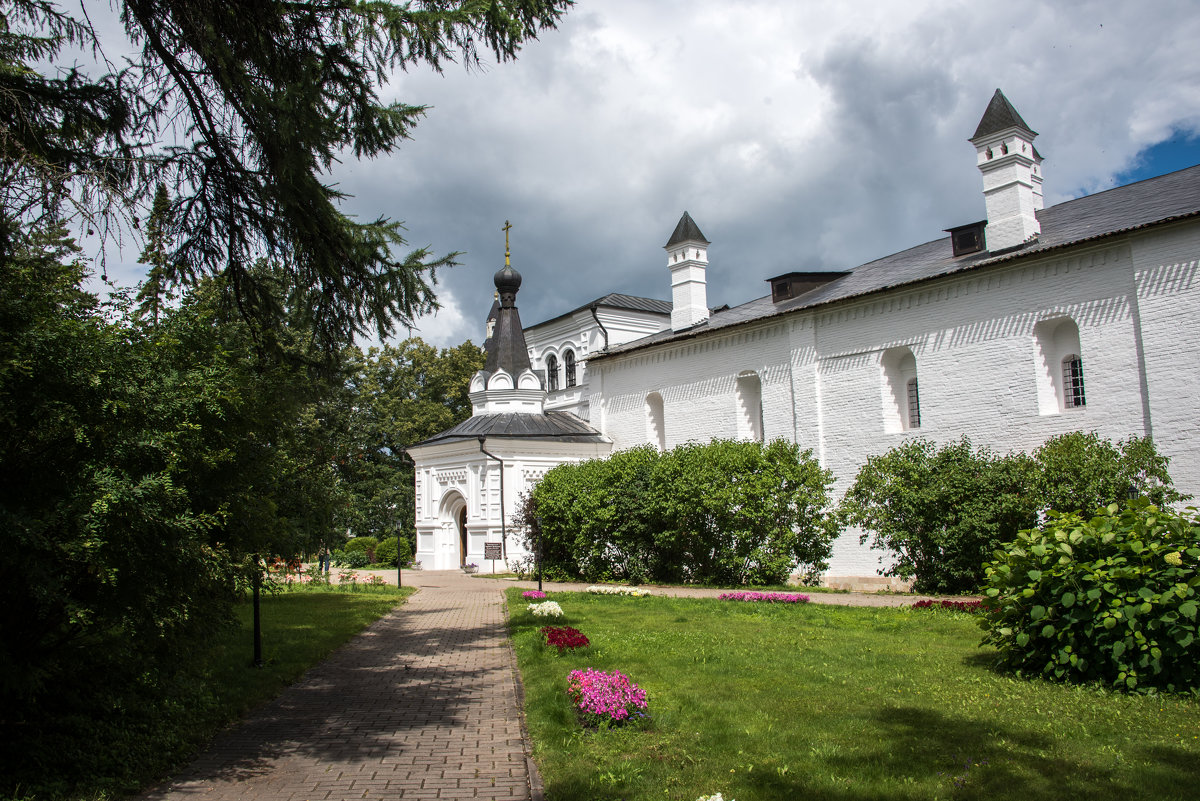 Иосифо-Волоцкий монастырь. - Владимир Безбородов