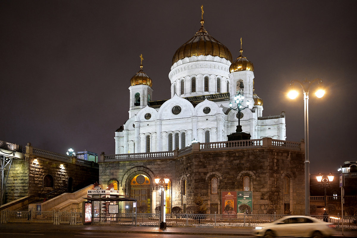 Ночная подсветка храма Христа Спасителя - Николай Соколухин