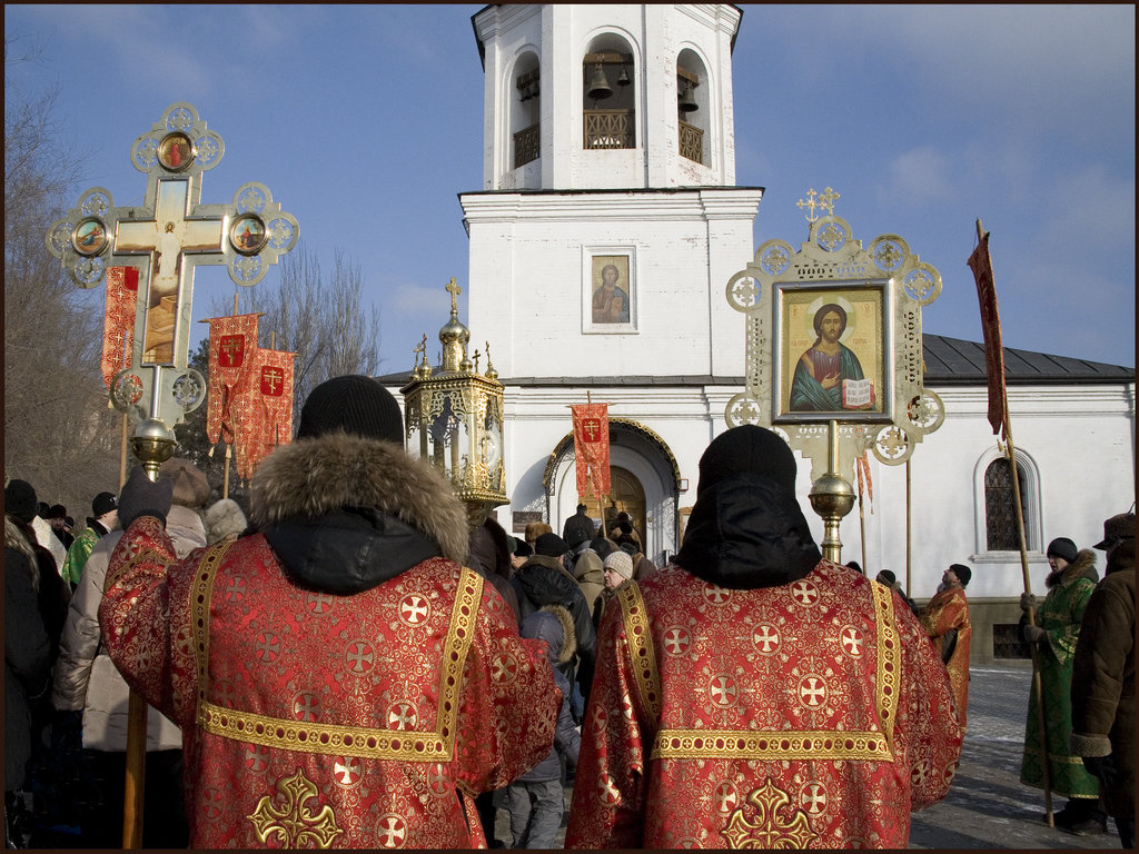 Праздничные одежды. - Юрий ГУКОВЪ