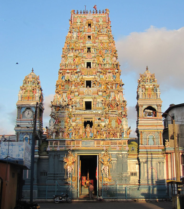 Тамильский храм. - ИРЭН@ .