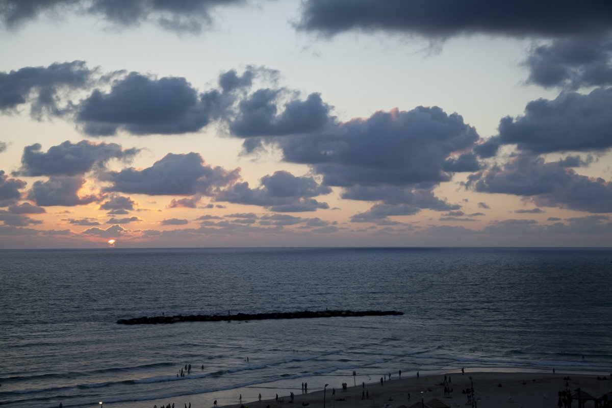 Закат на фоне облаков. Тель-Авив. - Eule! 