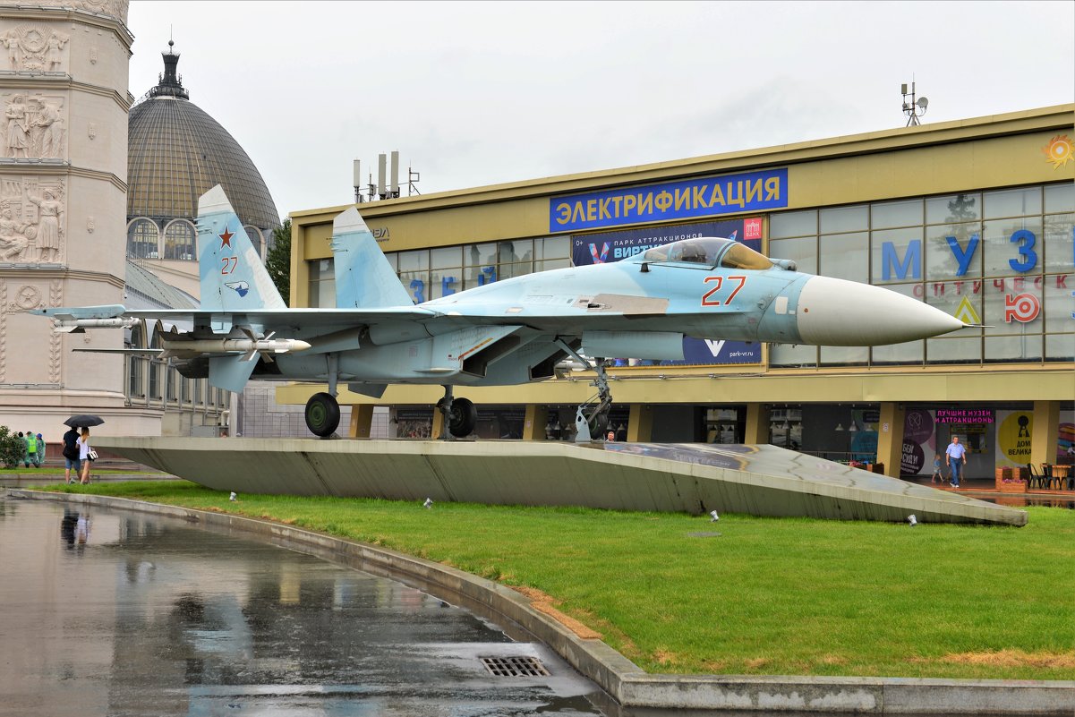 Истребитель Су-27 - Константин Анисимов