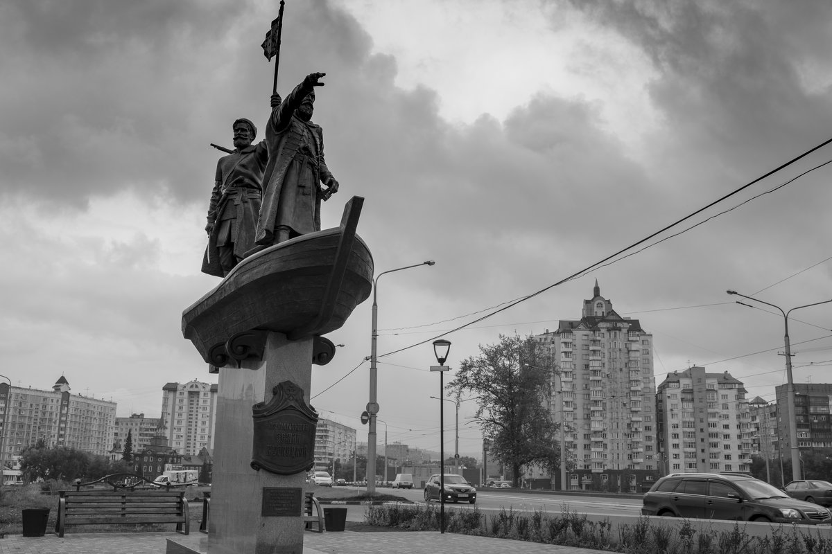 Монумент первопроходцам - Валерий Михмель 