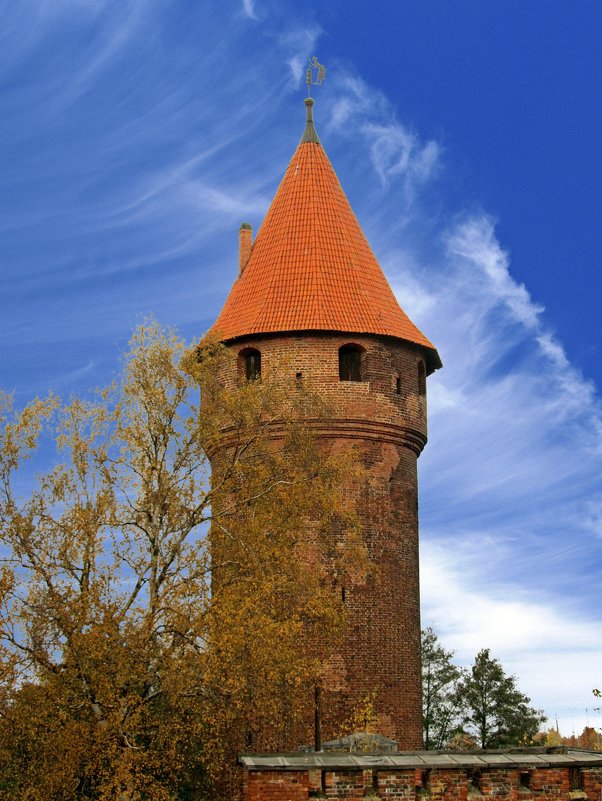 Башня Нижнего замка - Сергей Карачин