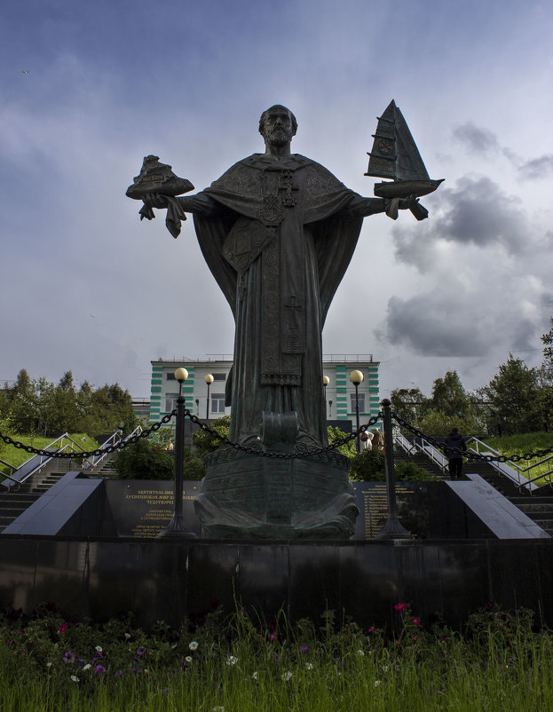 Памятник Николаю Чудотворцу в Мурманске - Ольга Лиманская
