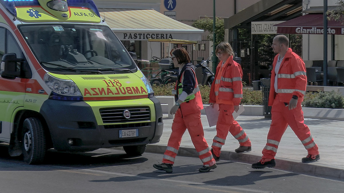 Lido di Venezia. La brigata di pronto soccorso. - Игорь Олегович Кравченко