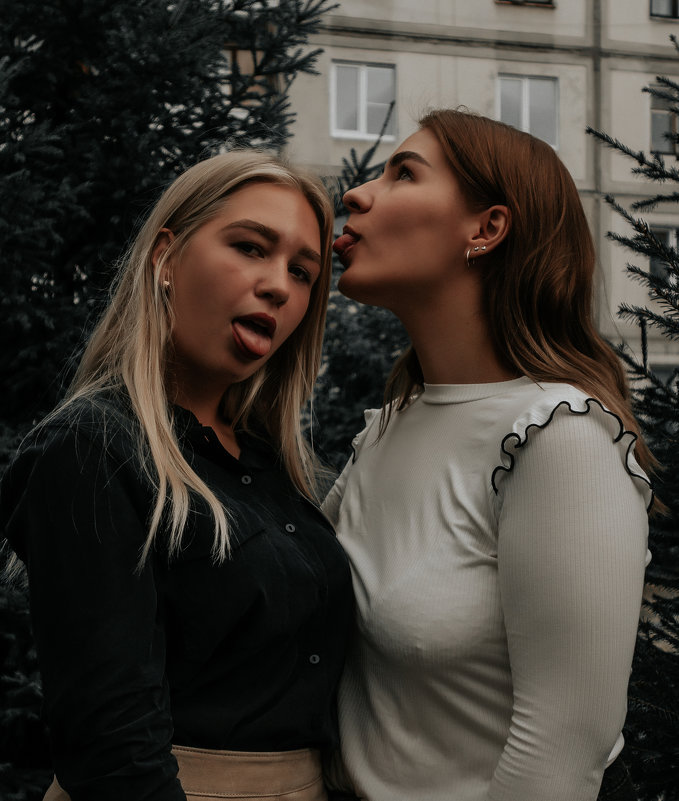 Таня и Настя - Анастасия Новикова