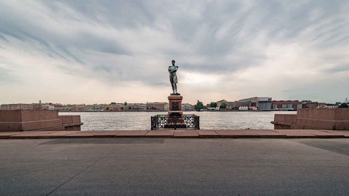 Памятник И.Ф. Крузенштерну. - Сергей Исаенко