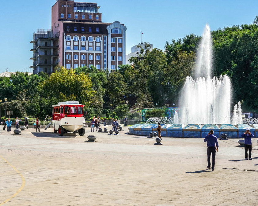 фонтан во Владивостоке. - Пётр Беркун