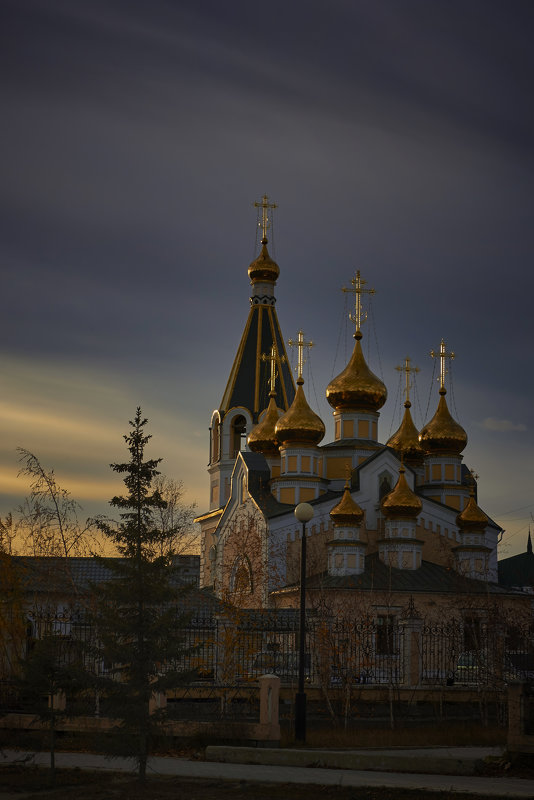 Собор на фоне заката - Сергей Новоселов