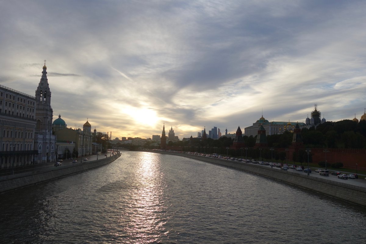 Вечер над Москва-рекой - Елена 