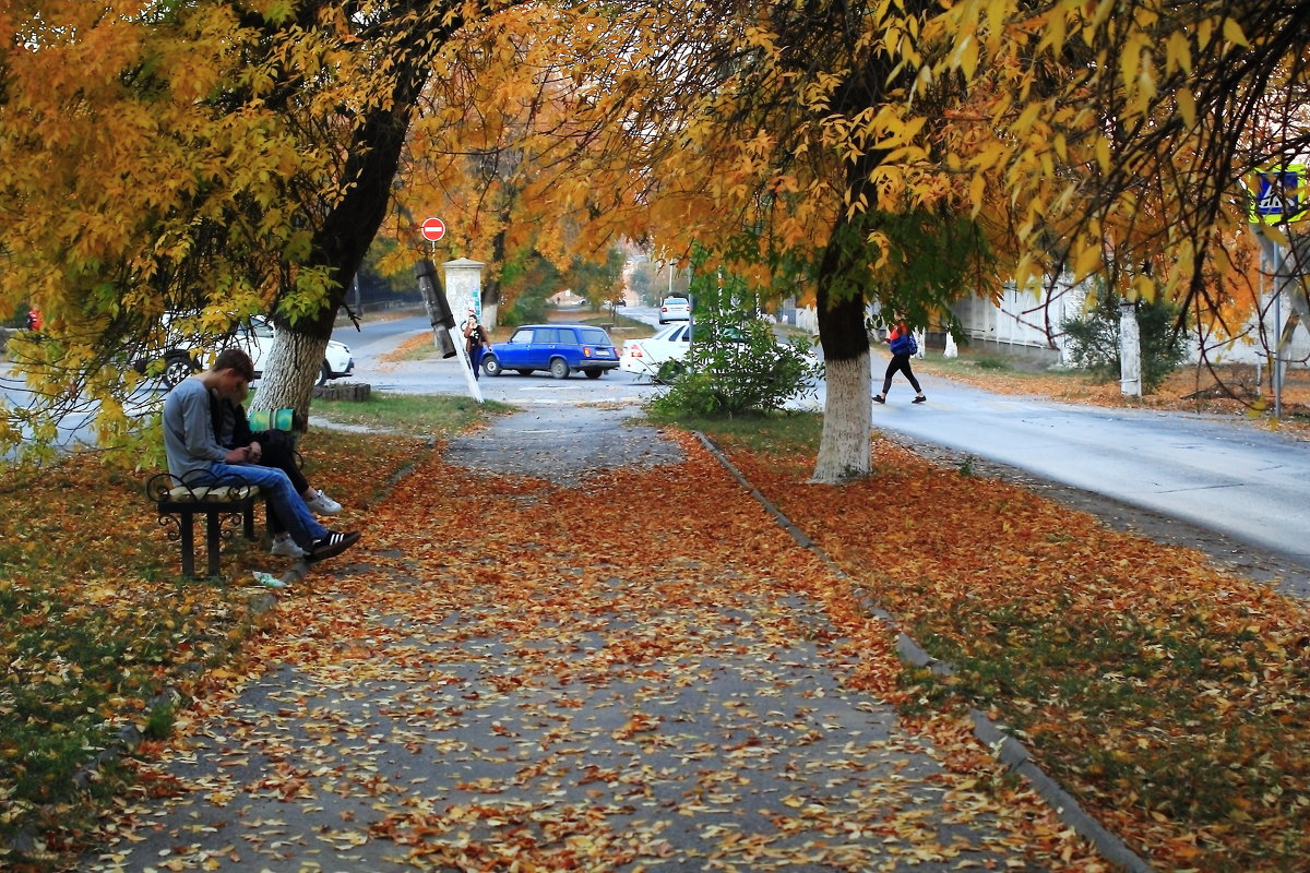 Городская зарисовка - Юрий Гайворонский