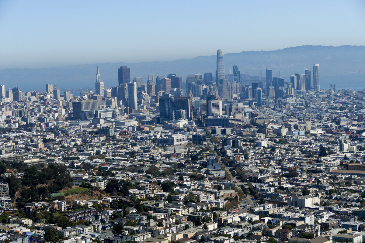 Вид с вершины горы на центр Сан Франциско (Калифорния) - Юрий Поляков