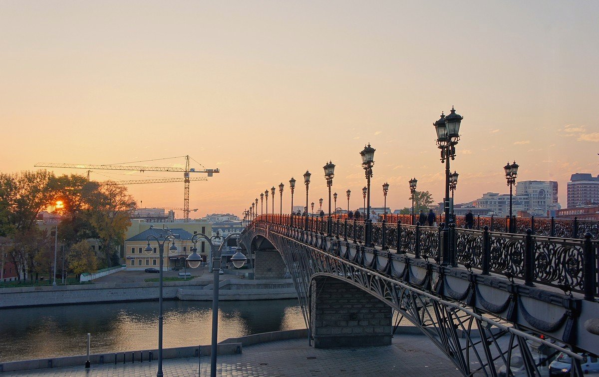 Городской рассвет... - марк 