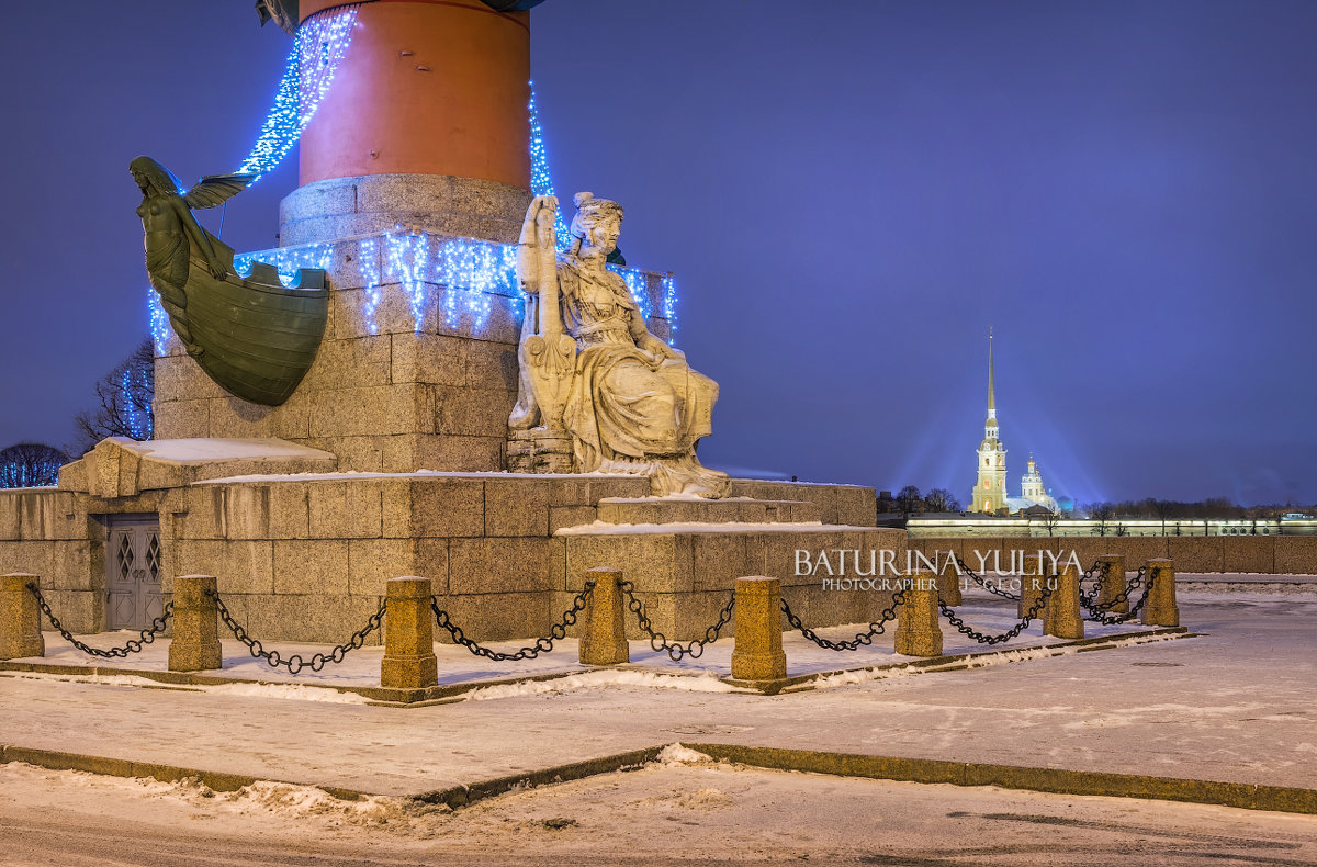 Скульптура "Нева" и Петропавловская крепость - Юлия Батурина