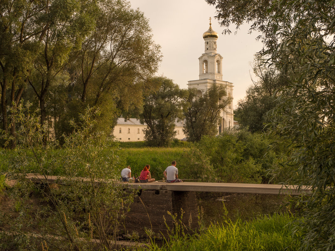 Тихий летний вечер. Юрьево монастырь - Олег Фролов
