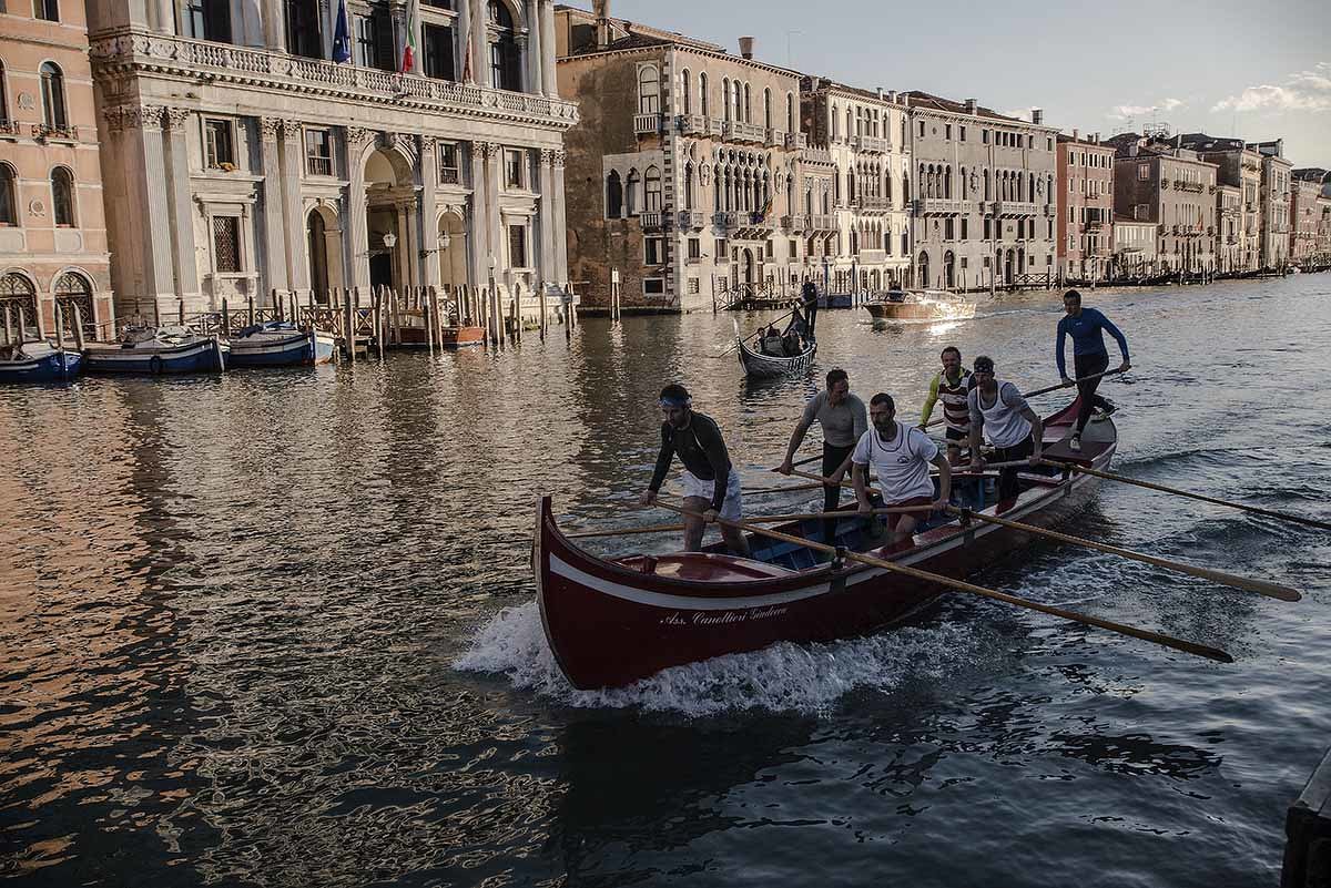 Venezia. Allenamento della regata sul Canal Grande. - Игорь Олегович Кравченко