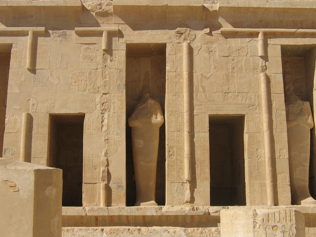 Храм царицы Хатшепсут в Луксоре - tina kulikowa