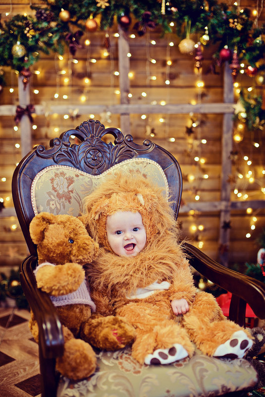 Малыш в костюме львенка - марина алексеева