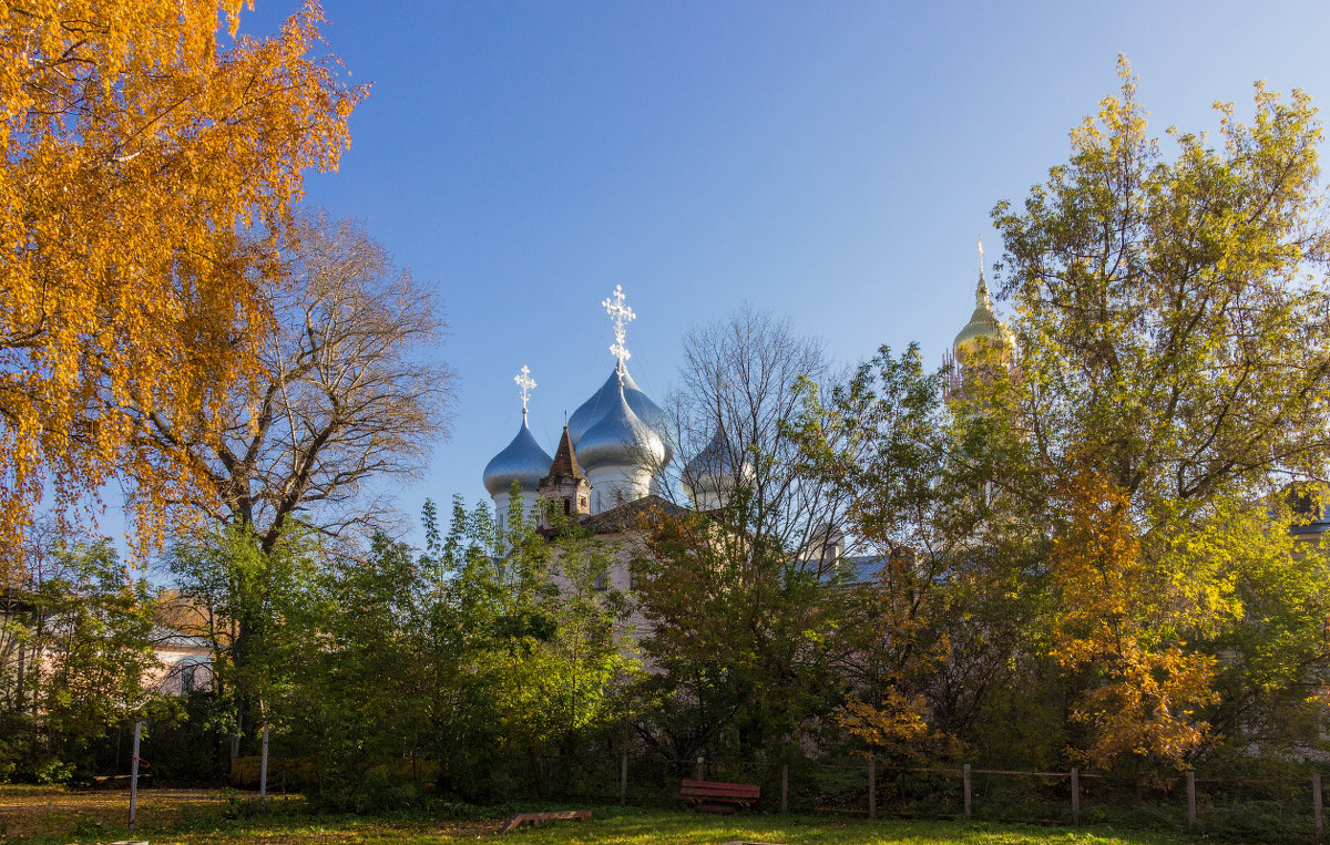 В Кремлевском парке - Нина Кутина