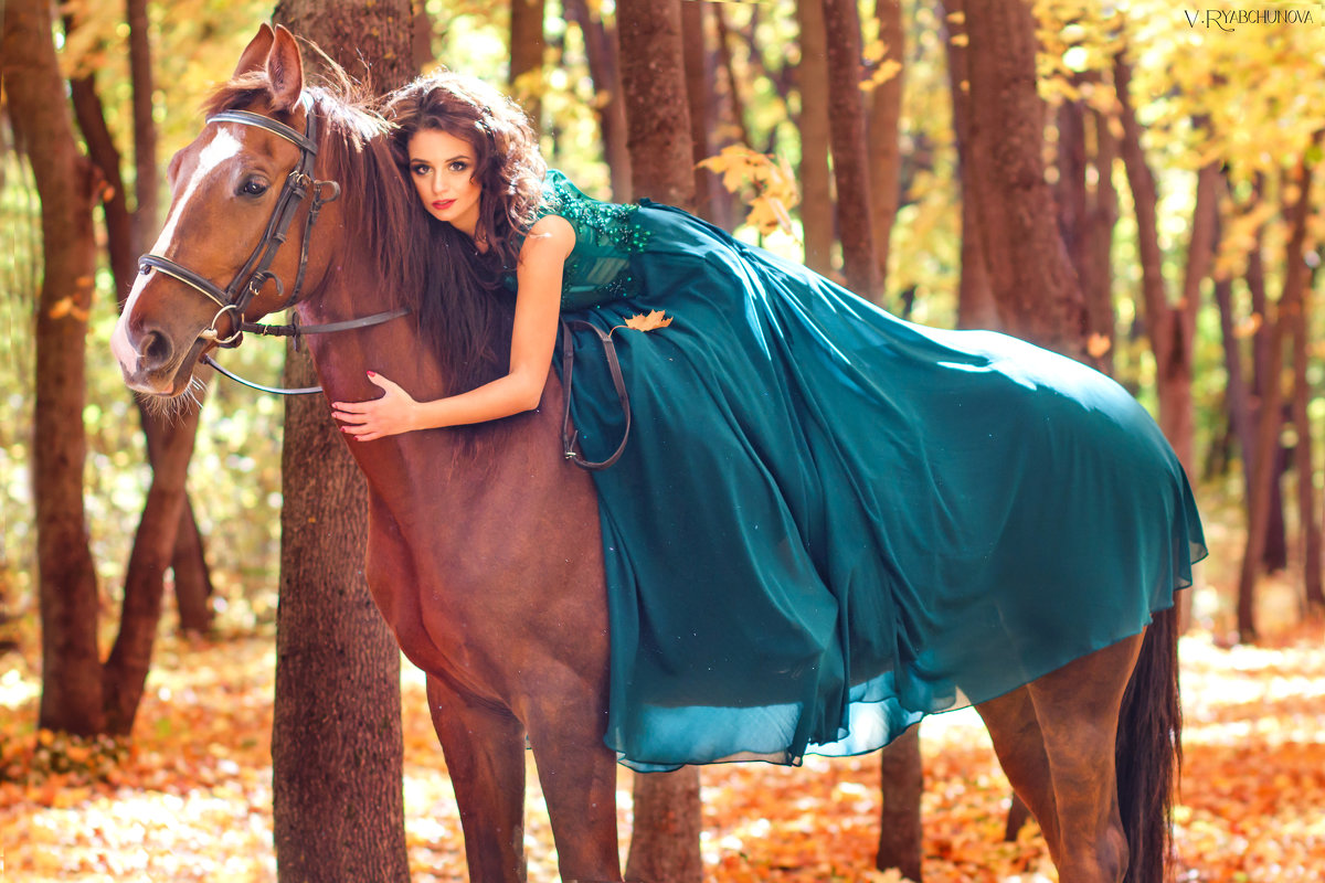 Девушка на лошади - Виктория Рябчунова