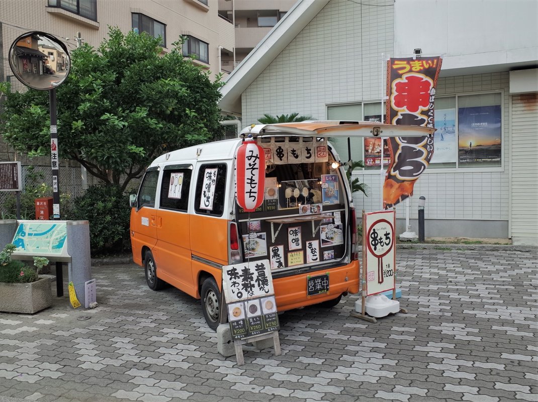 Кафе на колесах Япония - wea *