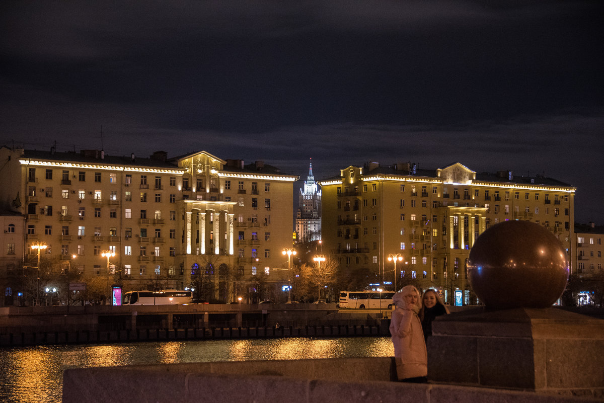 Ночная Москва. - Владимир Безбородов