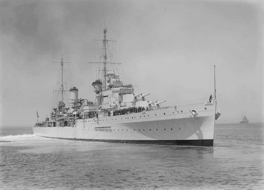 "HMAS Sydney".light cruiser,class Perth.1936. - Александр 