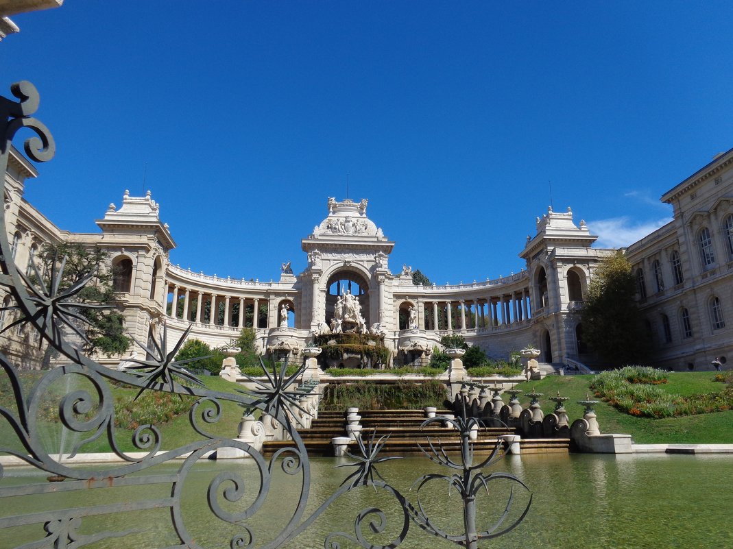 Дворец Лоншан в Марселе - Elena 