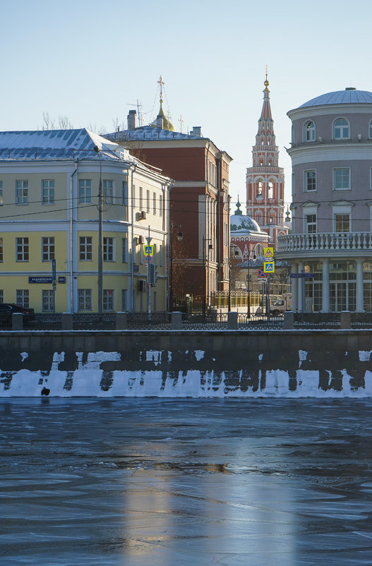 Москва. Водоотводный канал - Галина Бехметьева