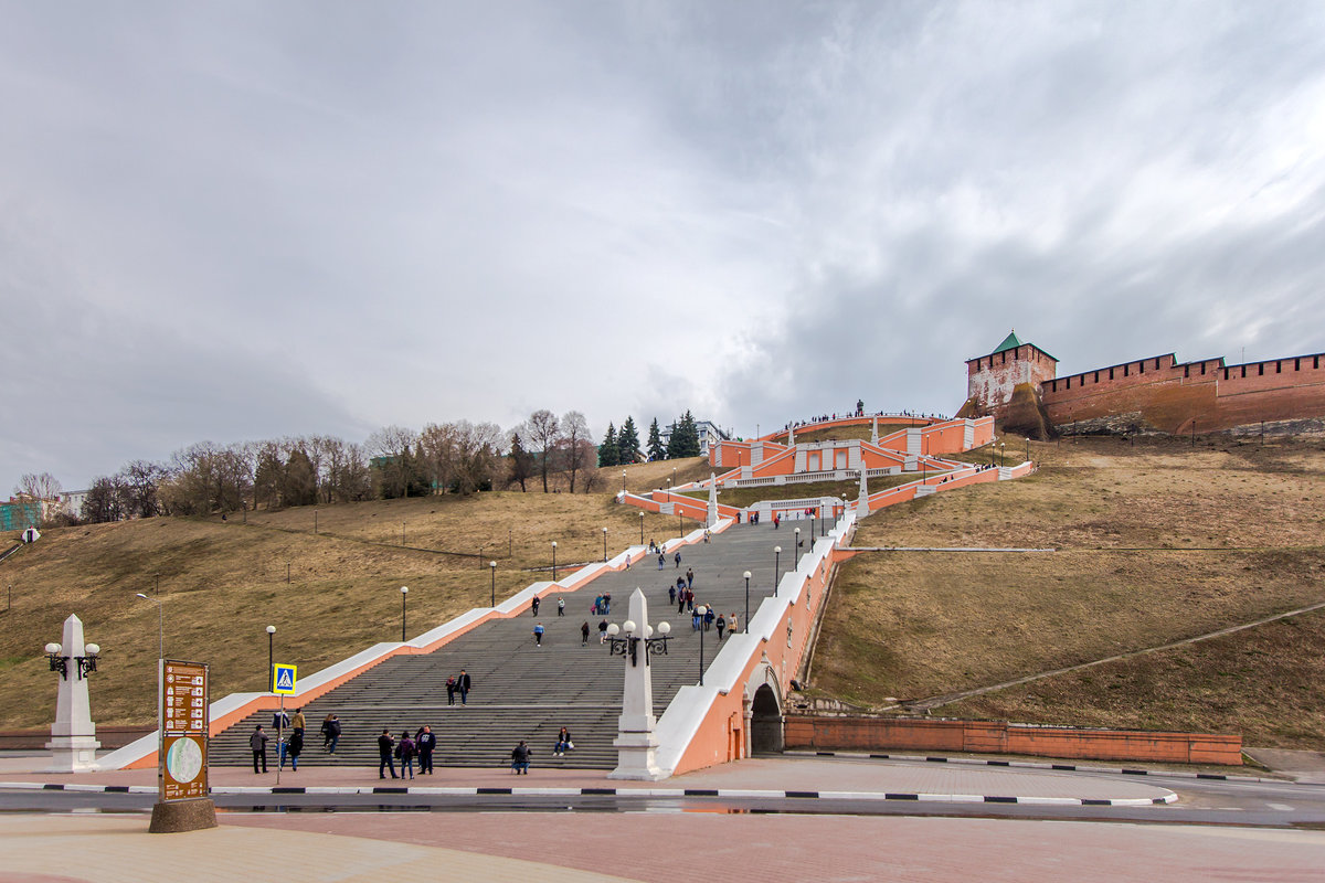 2018.04.30_7929-2 Ниж.Новг.Чкаловская лестница 1920 - Дед Егор 