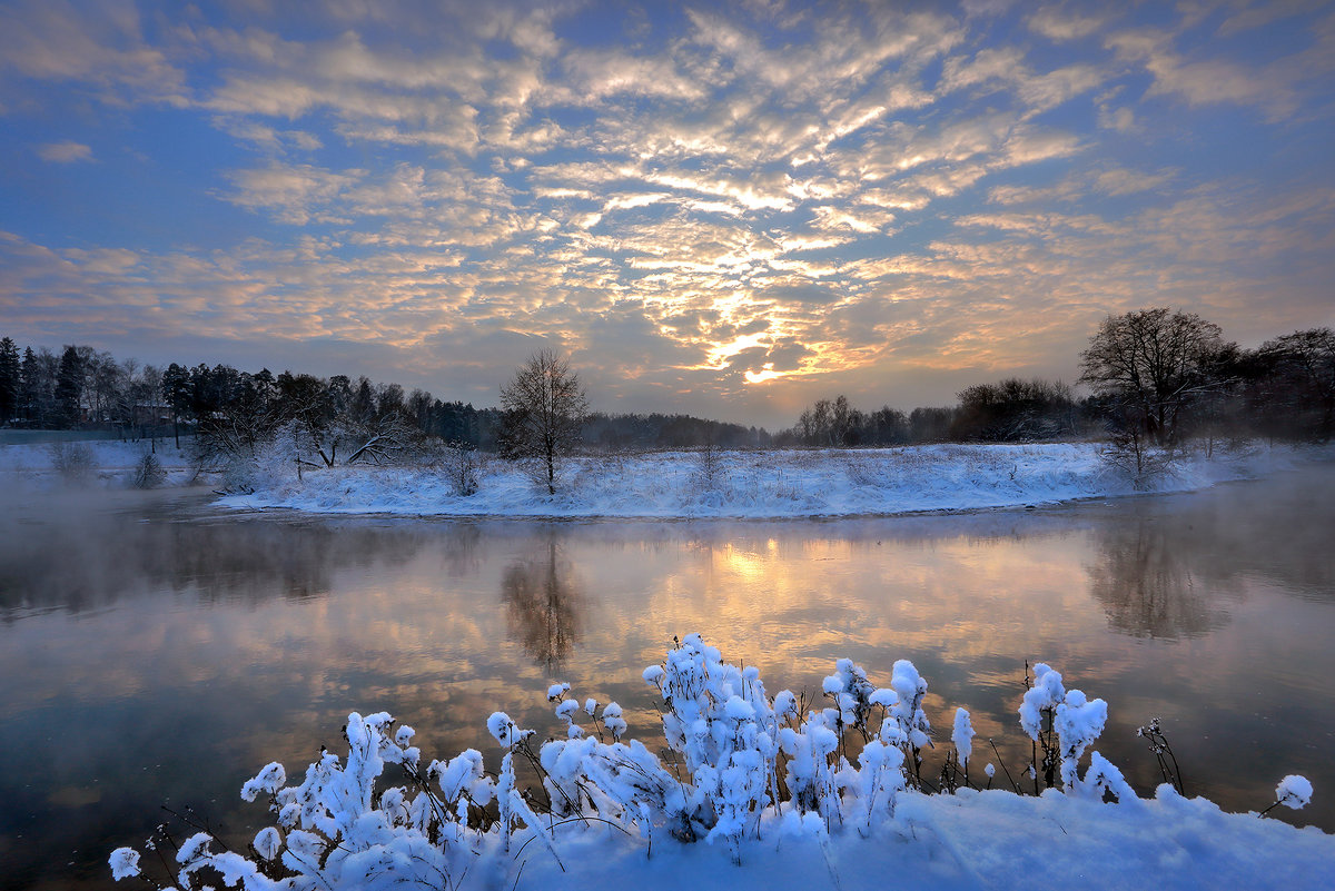 Зимний островок на закате... - Андрей Войцехов