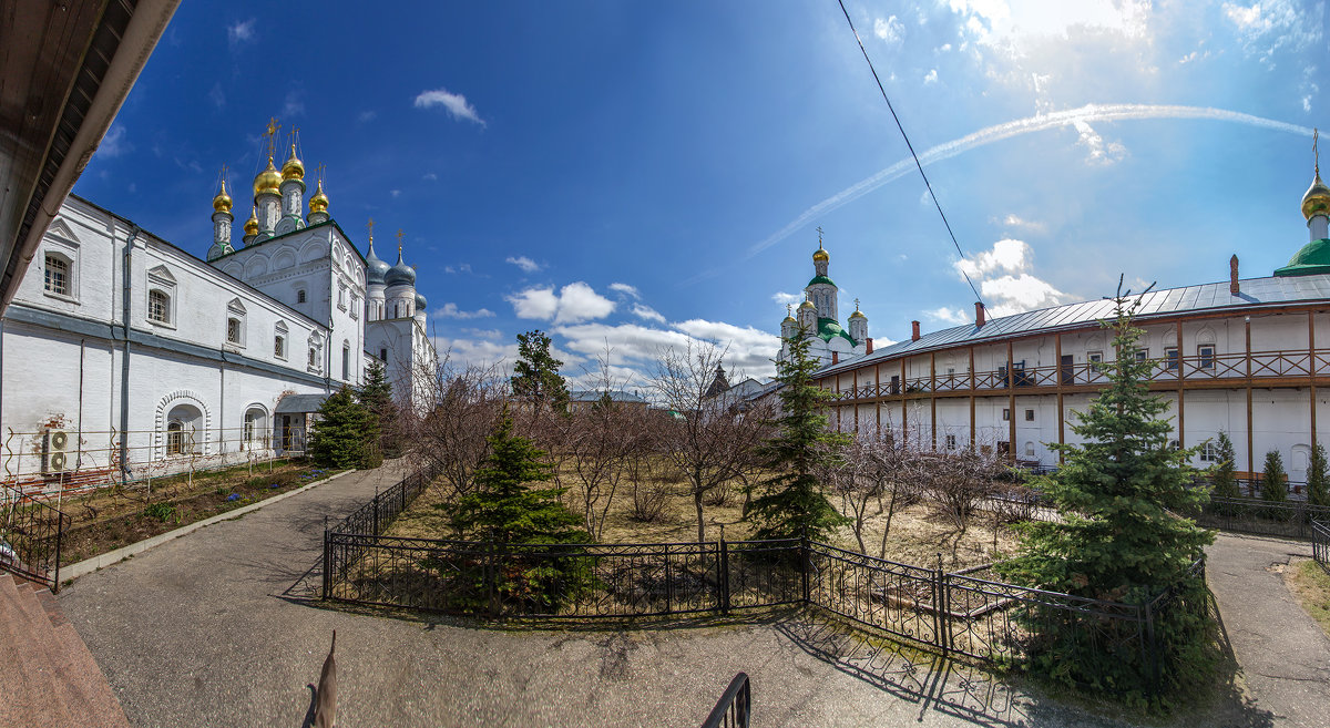 2018.05.01_7973-77  Макарьево. Монастырь панорама 1280 - Дед Егор 