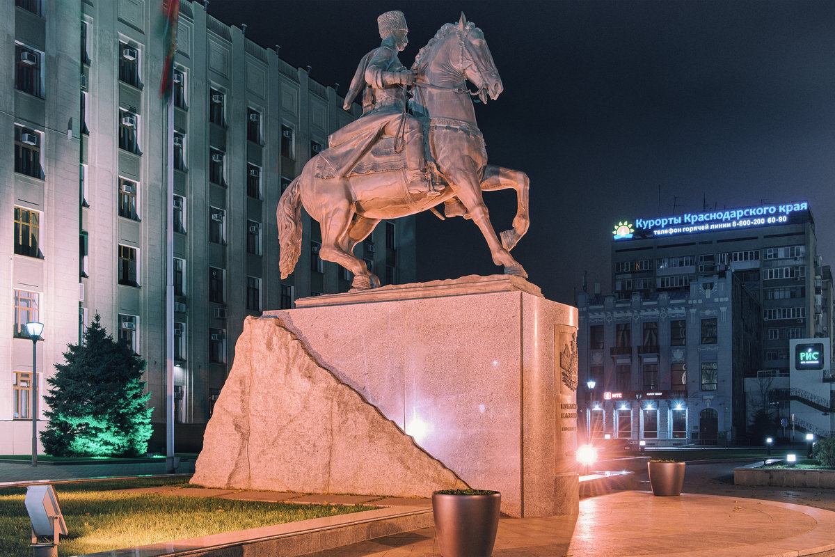 Памятник Кубанскому казачеству - Игорь Хижняк