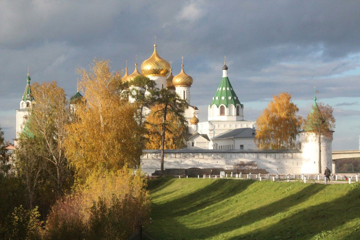 Ипатьевский монастырь. г. Кострома - Елена Верховская