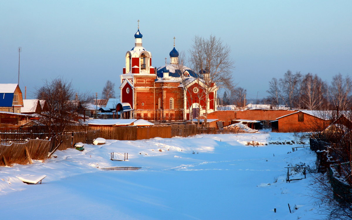 Церковь у реки - Нэля Лысенко