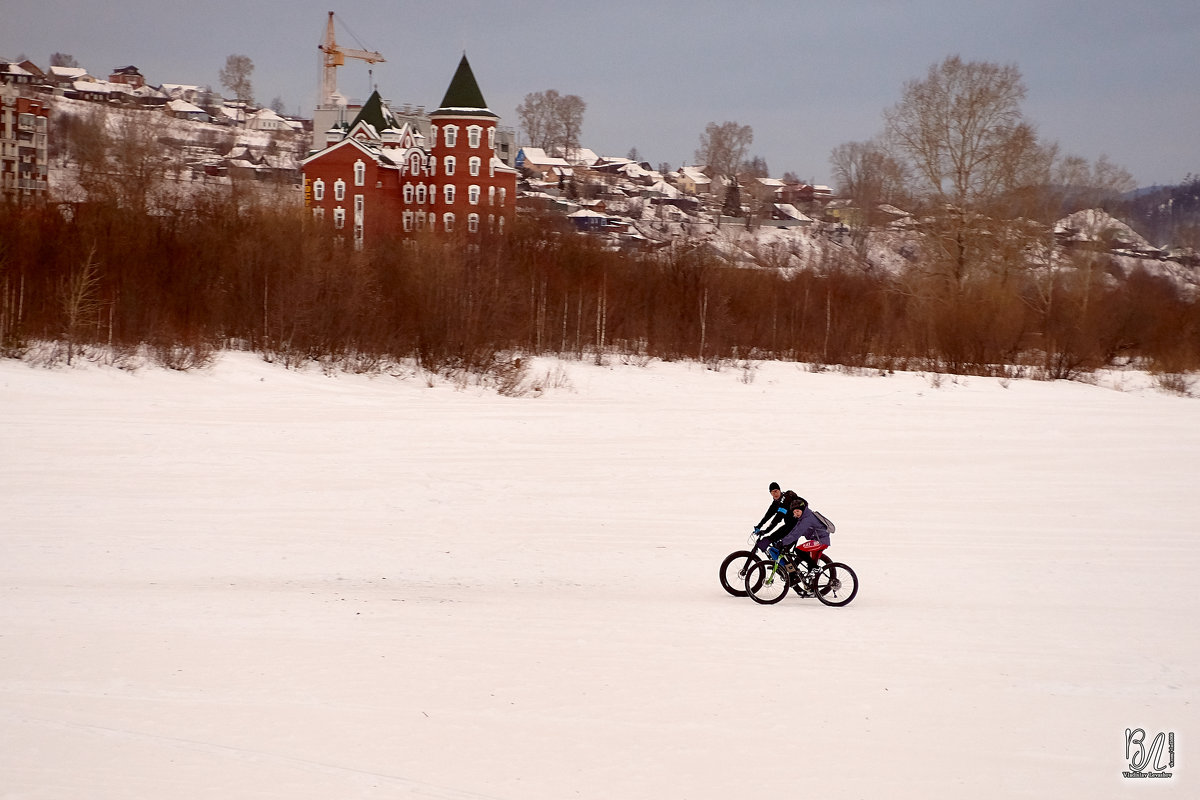 Снежные зарисовки на ретро объектив ❄ - Владислав Левашов