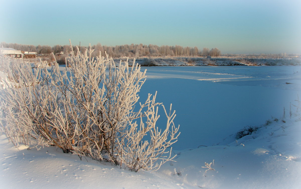 Река зимой... - Нэля Лысенко