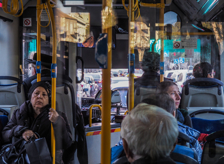 Пассажиры автобуса - Alla Shapochnik