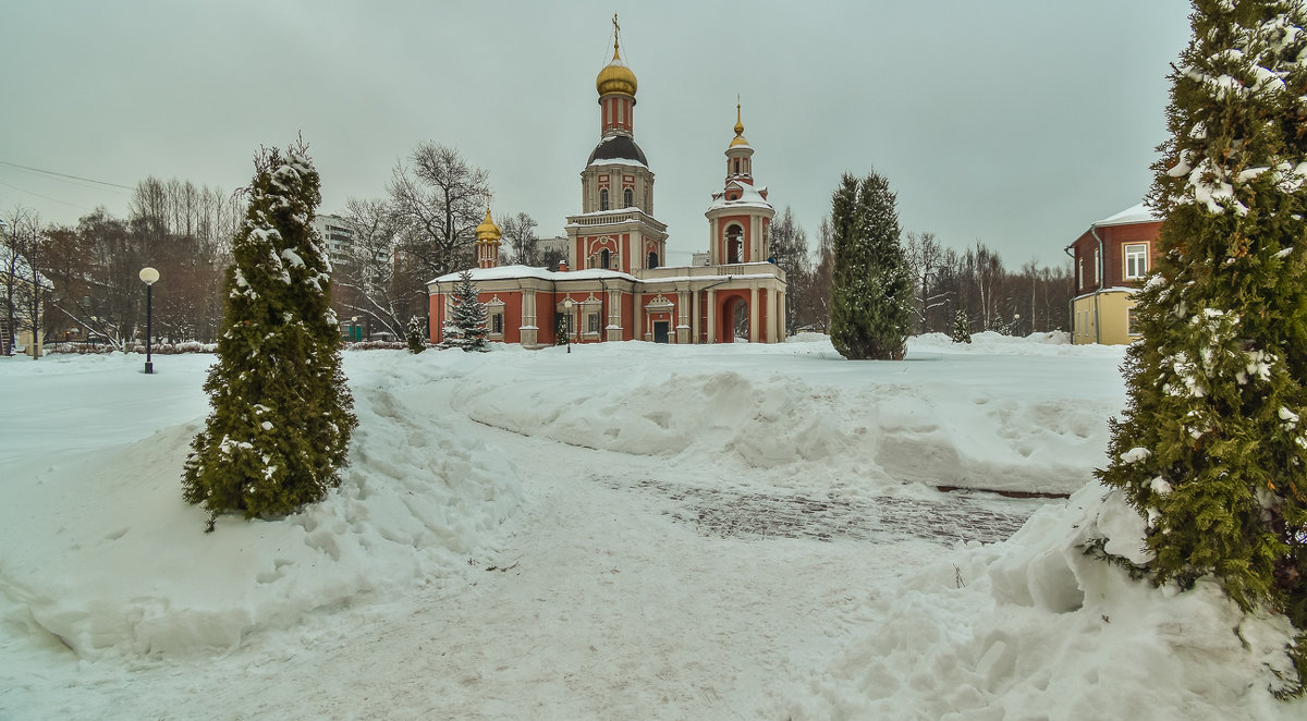 Церковный Дворик - юрий поляков